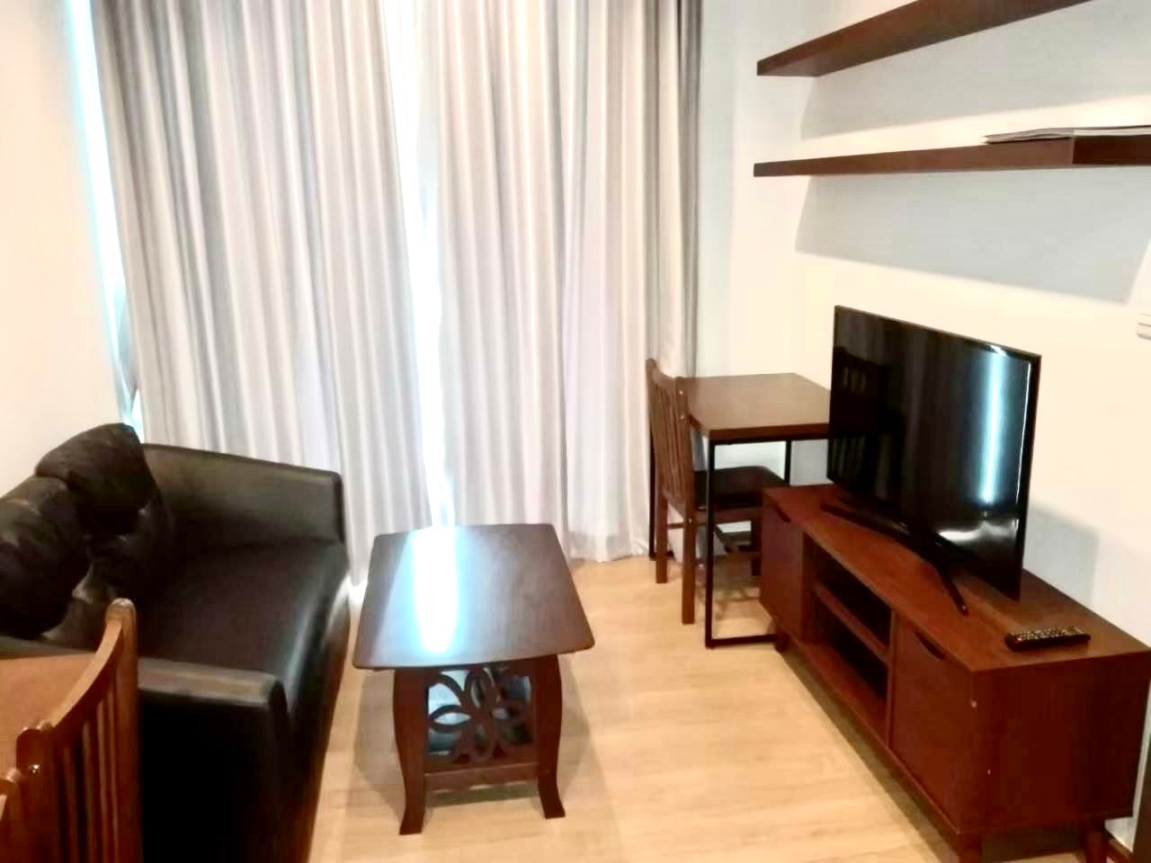 🟢 Condo for rent, Edge Sukhumvit 23, Good Price!🔥 1 bedroom, 30 sq m, fully furnished + electrical appliances ⎯ 🚆 Near BTS Asoke / MRT Sukhumvit