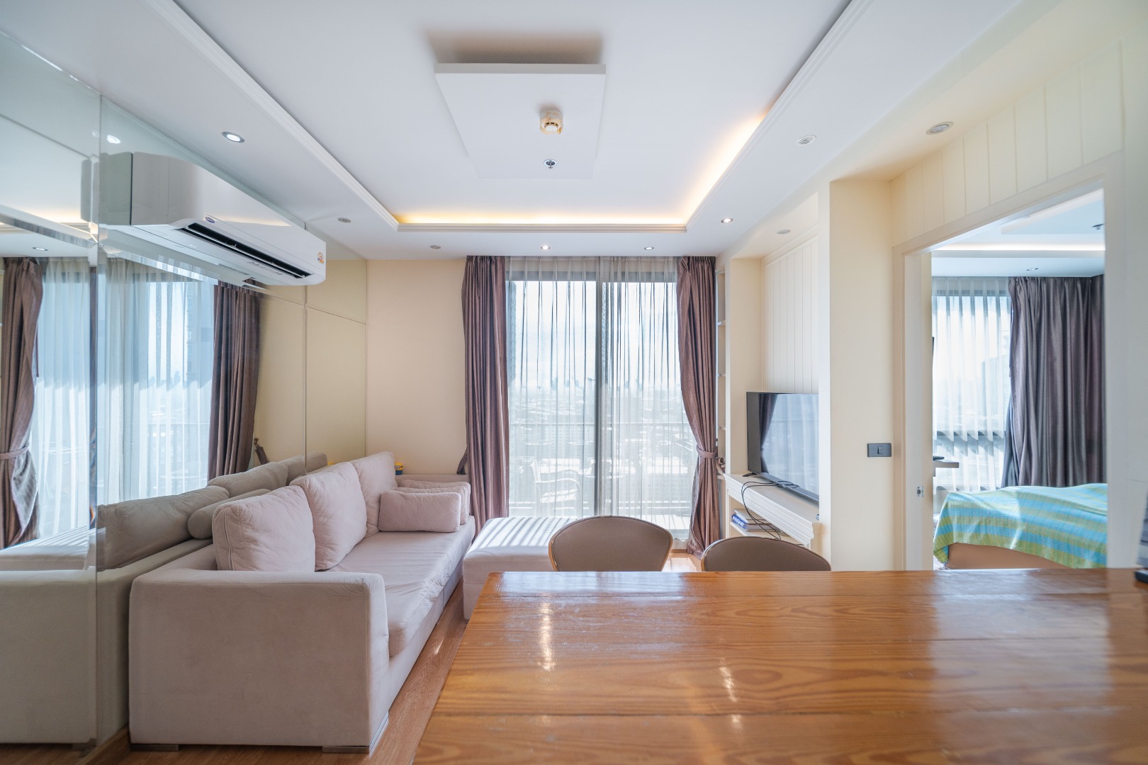 🔥Urgent Rental🔥 Q House Sukhumvit 79 – Corner unit with a beautiful view, 60 sq.m., 2 bedrooms, 2 bathrooms. Located just 150 meters from BTS On Nut. Fully furnished and ready to move in.