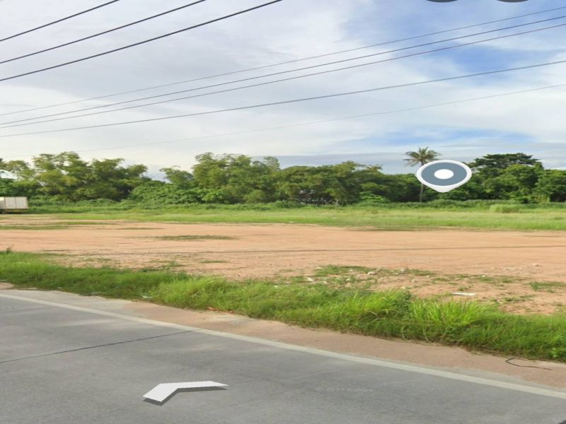 Large land plot for sale (Yellow Zone), 46 Rai, near Saha Group Industrial Park, Bueng, Si Racha. Large land plot for sale (Yellow Zone), 46 Rai, near Saha Group Industrial Park, Bueng, Si Racha.