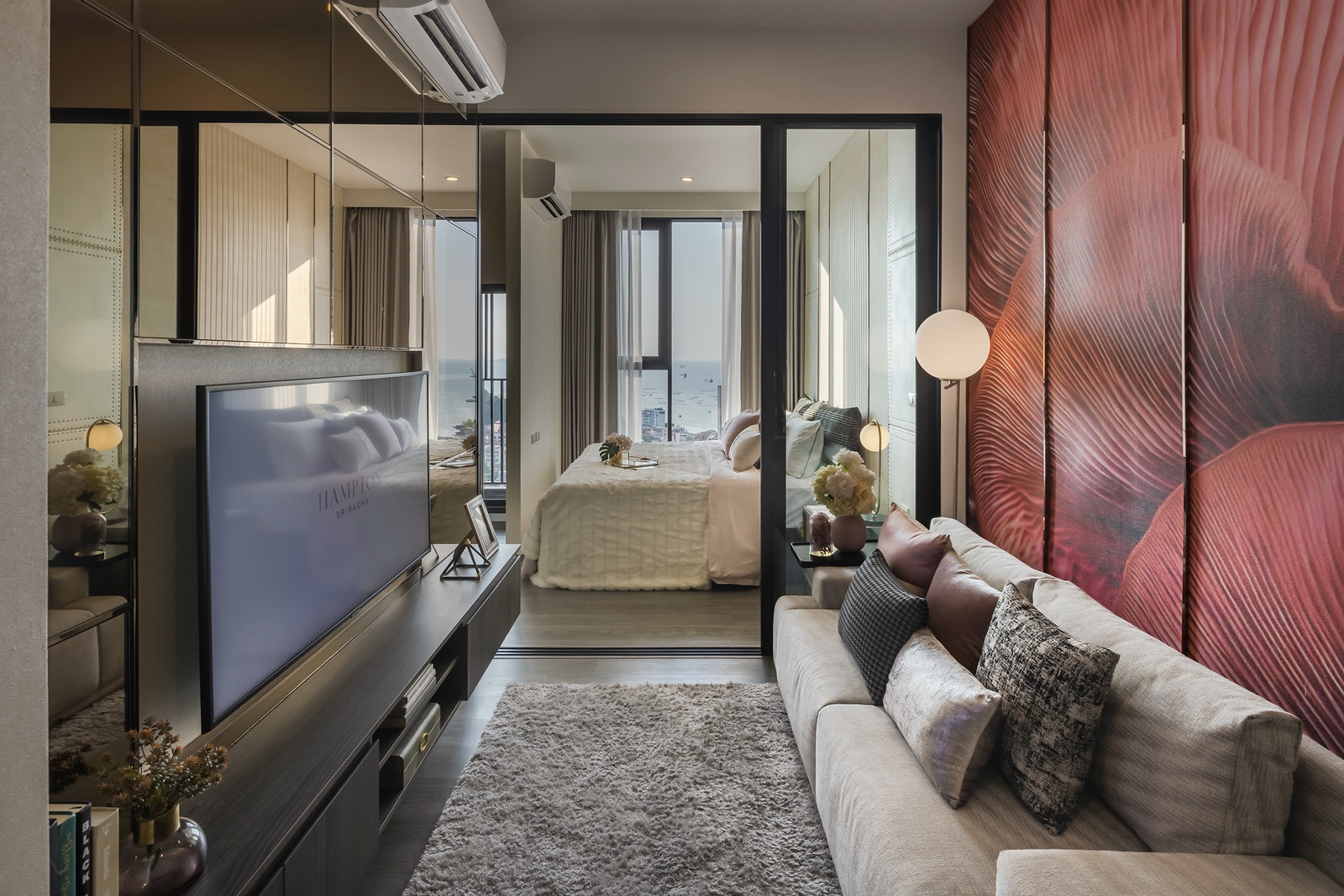 ✨ Emerald Suite | Hampton Sriracha  ✨