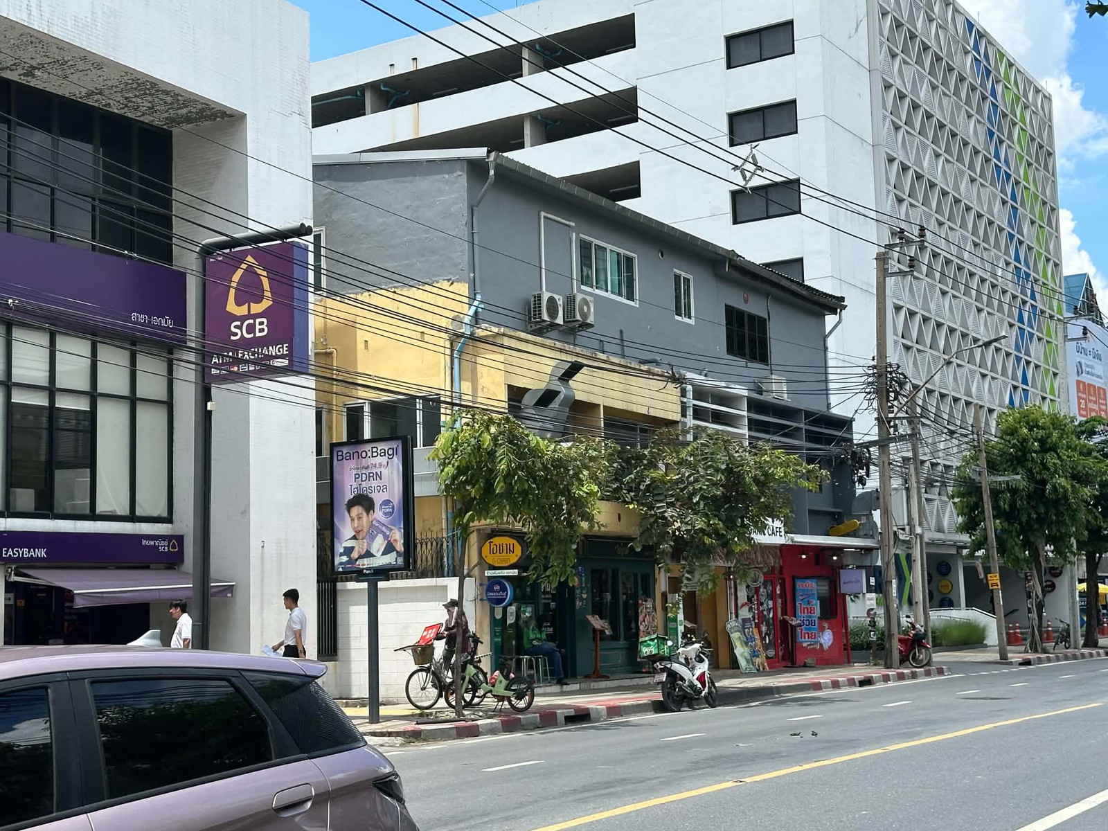 ให้เช่าอาคารพาณิชย์ 2 คูหา 2 ชั้น ติดถนนเอกมัย ซอย 15 | ใกล้ ธนาคาร SCB & ตึกจอดรถ ParkX | 85,000 บาท/เดือน ให้เช่าอาคารพาณิชย์ 2 คูหา 2 ชั้น ติดถนนเอกมัย ซอย 15 | ใกล้ ธนาคาร SCB & ตึกจอดรถ ParkX | 85,000 บาท/เดือน