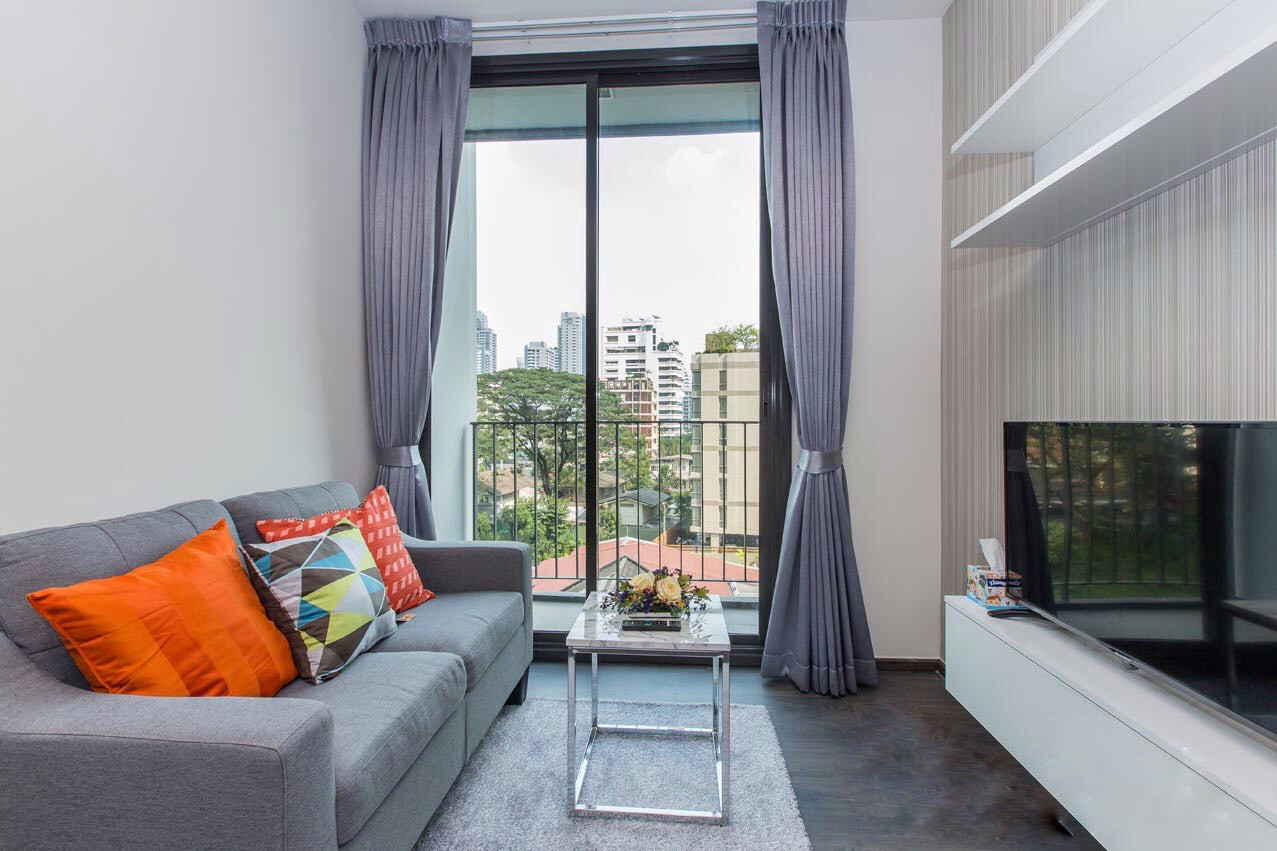 🟢 Condo for rent Edge Sukhumvit 23 Special Deal!🔥 Beautiful room, fully decorated, 1 bedroom, 33 sq m, fully furnished + electrical appliances, ready to view ⎯ 🚆 Near BTS Asoke / MRT Sukhumvit
