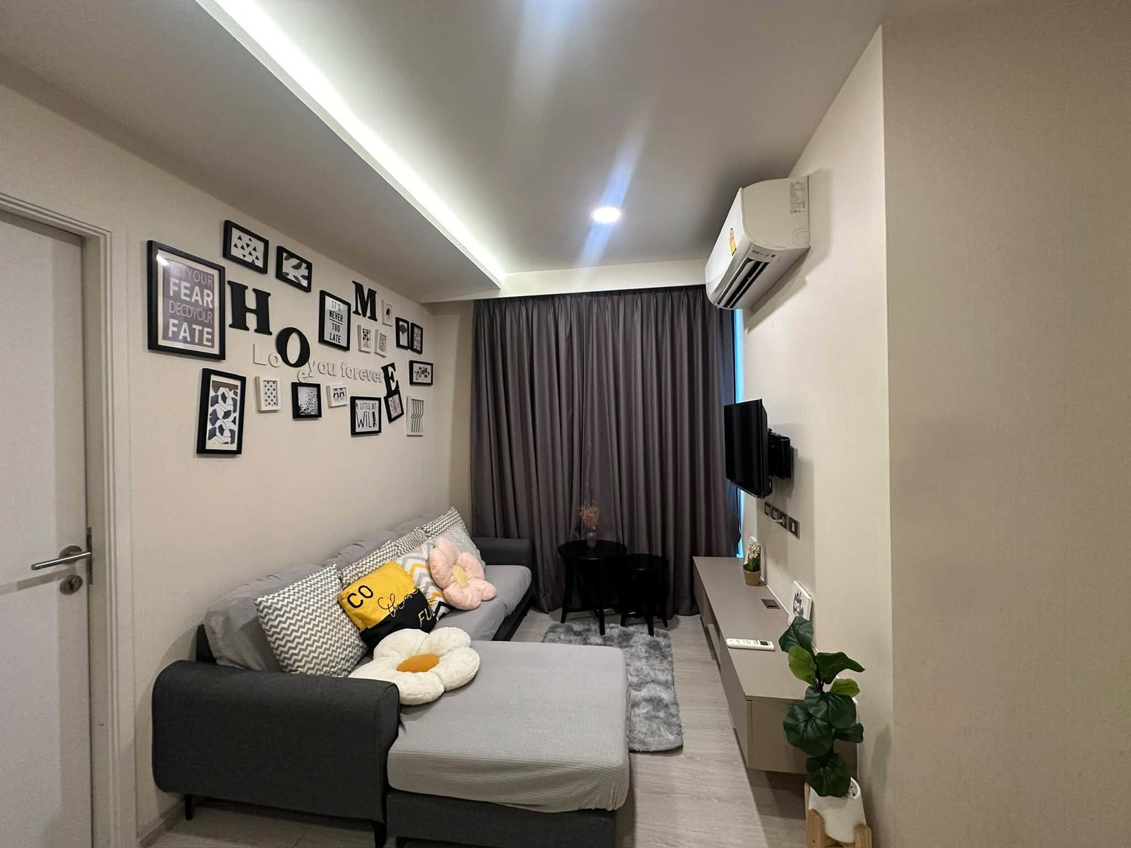 Condo for Rent: Vtara Sukhumvit 36 ​​- 2 Bedrooms, 2 Bathrooms - 58 sq.m. - Rent 34,000 THB/month [BWr2609003] 