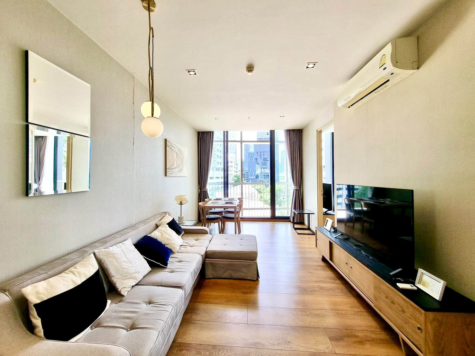 ⭐️🍓 Park Origin Phrom Phong🍓⭐️ 2 BEDROOMS + 1 BATHROOMS | 52.05SQ.M. - Rental Price : 45,000 Baht/month