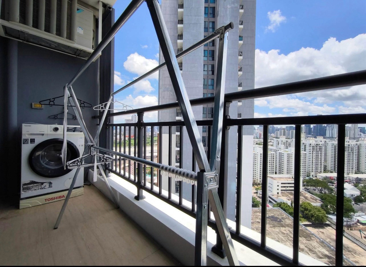 Condo For Rental Artisan Ratchada 
2bed2bath 72sqm. price 25,000฿/monthly 
Condo for rent, Artisan Ratchada, 2 bedrooms.
2 bathrooms 25,000฿/month