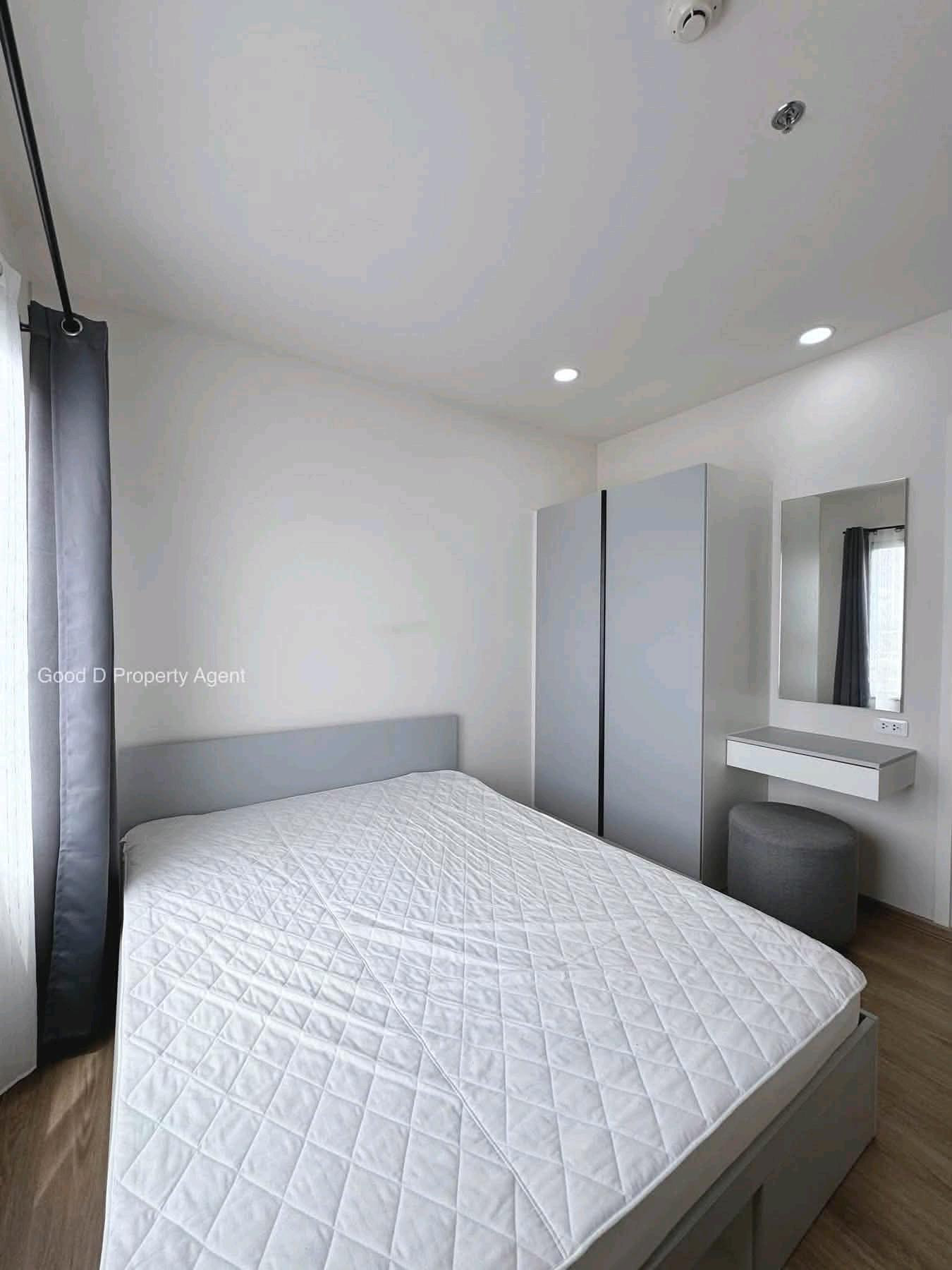 ให้เช่าEscent condo โครงการ2 ติดเซ็นทรัล ห้อง 32 ตร.มเช่าเพียง 12,000.-/เดือน ให้เช่าEscent condo โครงการ2 ติดเซ็นทรัล ห้อง 32 ตร.มเช่าเพียง 12,000.-/เดือน