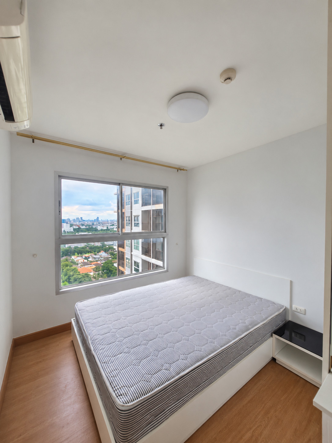 🏙️ 1 bedroom condo, 21st floor, city view, Ngamwongwan location ✨ 🏡 The Trust Condo Ngamwongwan