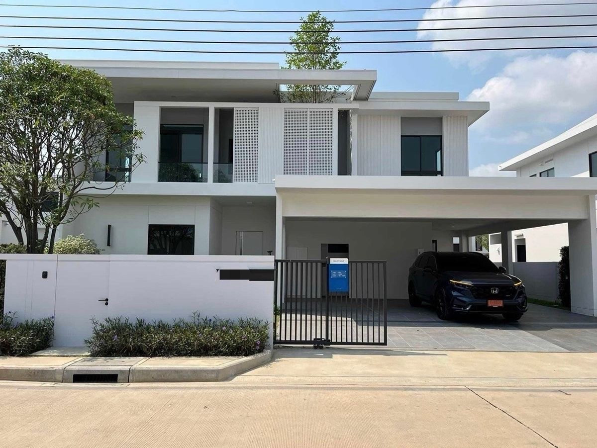 For rent, detached house, Manthana Motorway-Rama 9. For rent, detached house, Manthana Motorway-Rama 9.
