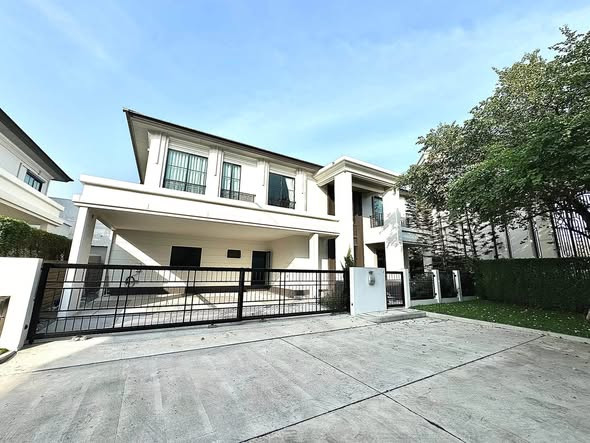 🏡 For rent 𝗦𝗘𝗧𝗧𝗛𝗔𝗦𝗜𝗥𝗜 𝗕𝗔𝗡𝗚𝗡𝗔 – 𝗦𝗨𝗩𝗔𝗥𝗡𝗔𝗕𝗛𝗨𝗠𝗜 | บ้านเดี่ยว 2 ชั้น | แปลงมุม | 4 ห้องนอน 5 ห้องน้ำ | EV Charger + Solar Panel ✨