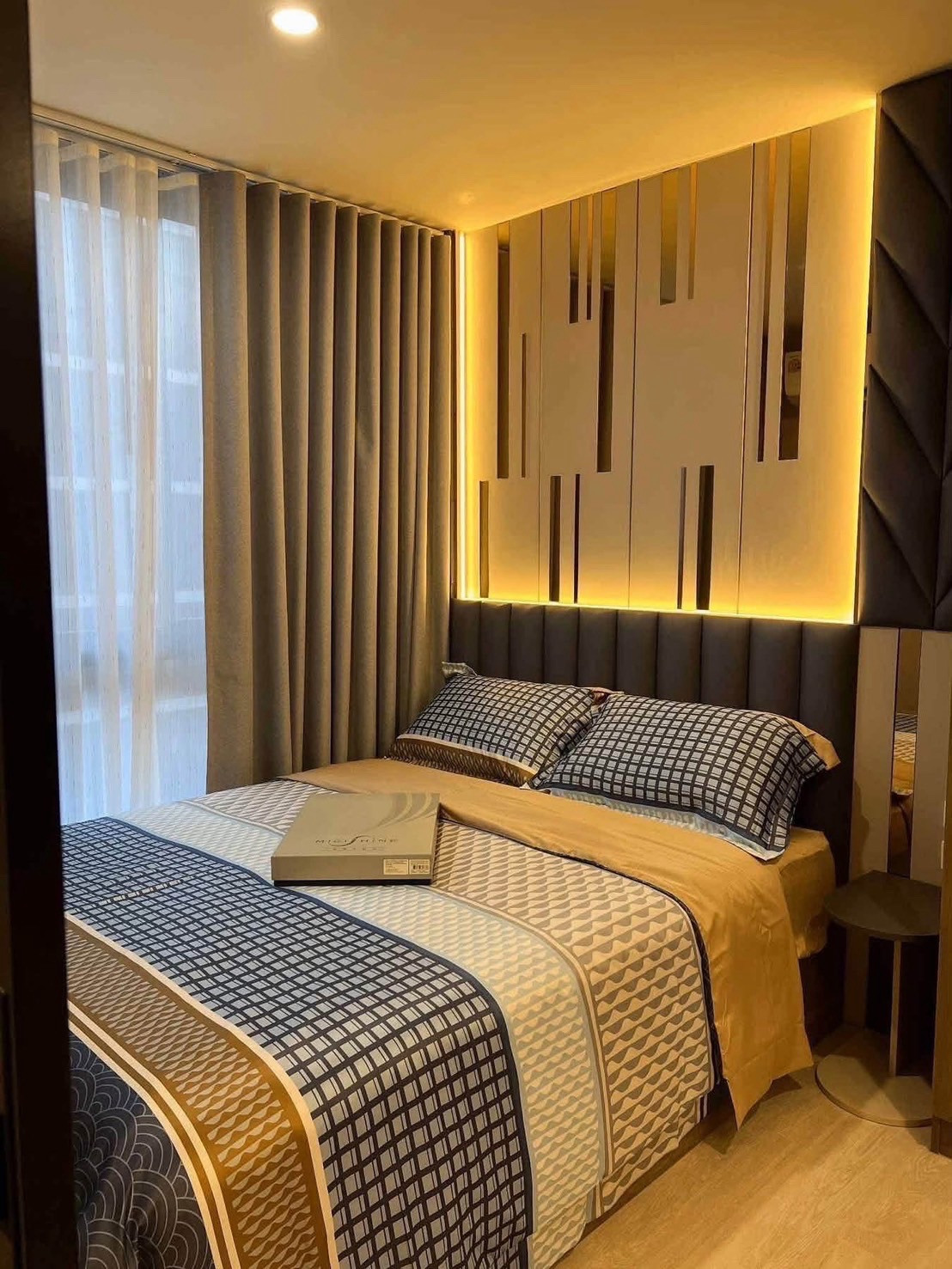 ด่วนให้เช่า NUE CORE KHU KHOT STATION | ห้องแต่งหรู Modern Luxury วิวสระว่ายน้ำ