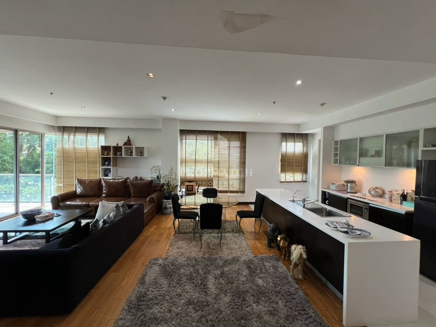 ✨Flash Deal ✨The Lofts Yennakart ( 3Bed 3Bath 180.1SQM.) พร้อมอยู่ ! เพียง 22,000,000 บาท Tel.0981315848 @propmatch 