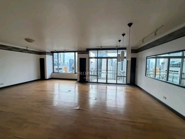 ✨Flash Deal ✨All Season Mansion ( 4Bed 4Bath 317SQM.) พร้อมอยู่ ! เพียง 47,000,000 บาท Tel.0981315848 @propmatch 