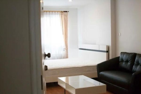 P-47231 Condo For Rent! Lumpini Ville Cultural Center near MRT Huai Khwang | Building E1, 5th Floor City View 10,000 THB Line@easythaihome 085-592-2897 