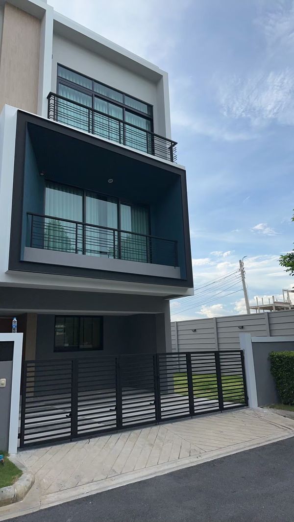 M1823 ปล่อยเช่าบ้าน โครงการ Nirvana Define Krungthep kreetha