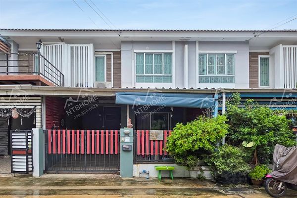 Pruksa Ville 70 Rama 5-Sirindhorn, complete extension, good location in Soi Wat Sangkhathan. Near the Electricity Generating Authority of Thailand