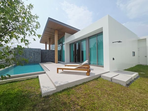 Modern Tropical Sanctuary in Pru Jampa | 3-Bed Pool Villa (Special Offer 17.9 MB)