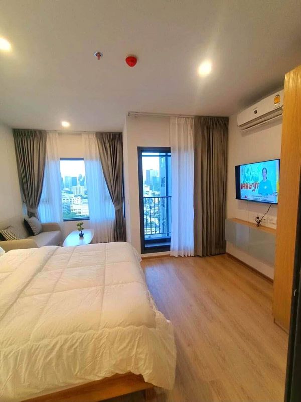 🍊🍹Life Rama4 Asoke🍹🍊 1 BEDROOM + 1 BATHROOMS | 27SQ.M. - Rental Price : 21,000 Baht/month