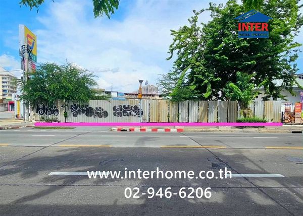 Empty land 530 sq m. Land for rent in Sathu Pradit. ,Land for rent in Khan Na Yao Soi Sathu Pradit 15 and Soi 17 (Soi Wat Pho Man), Sathu Pradit Road, Yannawa District, Bangkok