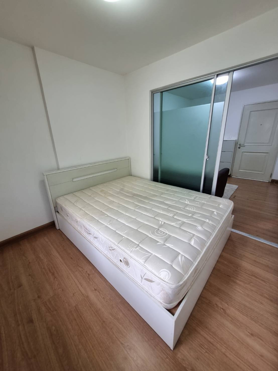 🥝🥝 (Empty room) Condo for rent, Den Vibhavadi 🥝🥝 1st floor, size 29 sq m., garden view, fully furnished, ready to move in. 🥝🥝 (Empty room) Condo for rent, Den Vibhavadi 🥝🥝 1st floor, size 29 sq m., garden view, fully furnished, ready to move in.