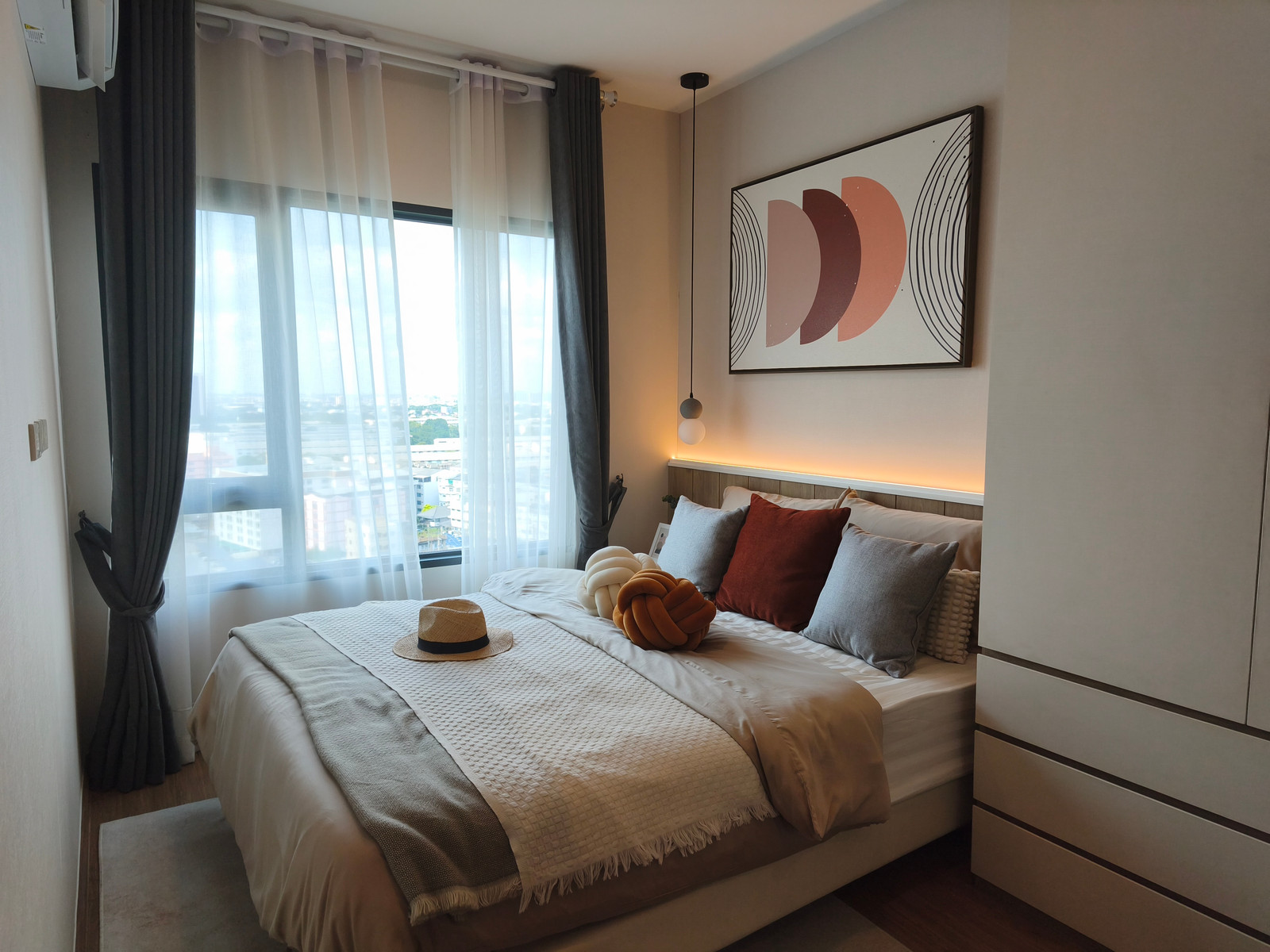PRIME INVESTMENT OPPORTUNITY IN BANGKOK! The LIVIN Ramkhamhaeng – Modern Freehold Condominium under Foreign Quota PRIME INVESTMENT OPPORTUNITY IN BANGKOK! The LIVIN Ramkhamhaeng – Modern Freehold Condominium under Foreign Quota