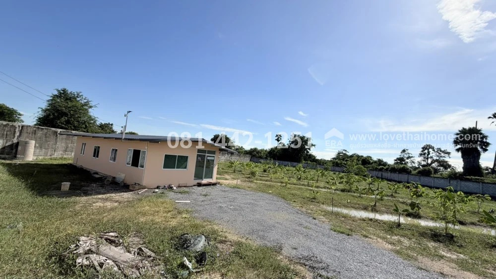Land for sale, Phetkasem Road, Nakhon Chai Si District, Nakhon Pathom Province, beautiful plot of land. Next to a rural highway Opposite Wechaphong Osot Co., Ltd., filled in higher than the road, area 2 rai 3 ngan, selling for only 13.2 million baht (aver – รูปที่ 4
