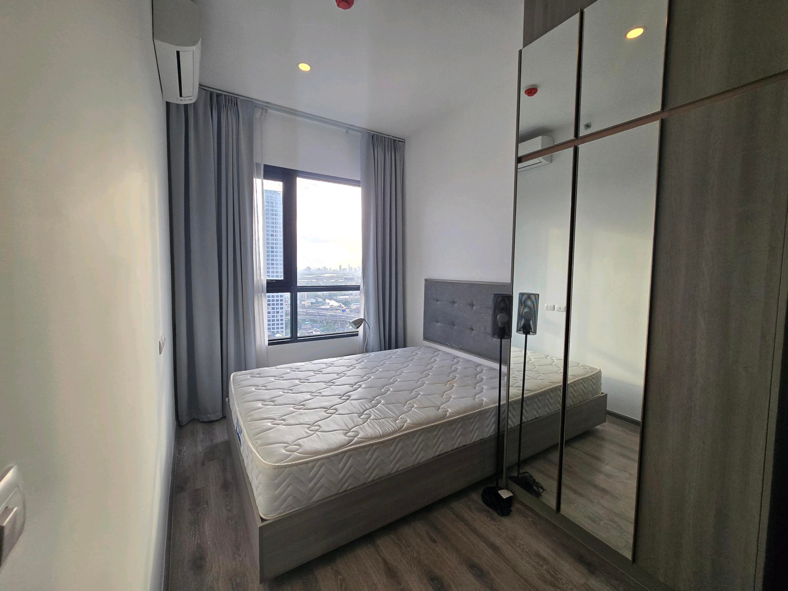 The keys are in our hands and we take care the unit — Available for immediate move-in. – รูปที่ 4