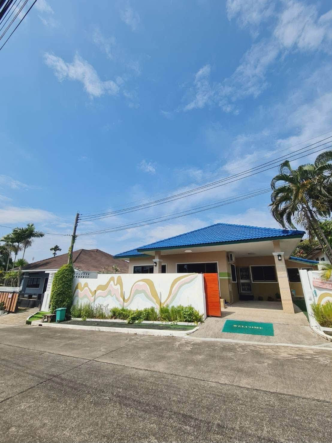 บ้านเดี่ยวบนเนินเขาต้อนรับสัตว์เลี้ยง (Pet-Friendly) | 3 ห้องนอน วิวภูเขาพาโนรามา ไร้น้ำท่วม (เช่า 32,000 บาท/เดือน) 