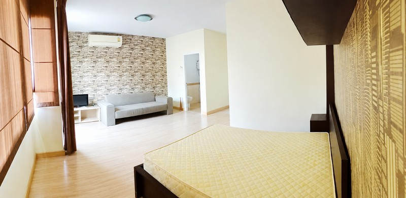 30% rent reduction—a once-in-three-years offer. Guaranteed flood-free. 3-Storey Luxury Townhome for Rent 4Beds 5Baths 500m from Mistine – รูปที่ 4
