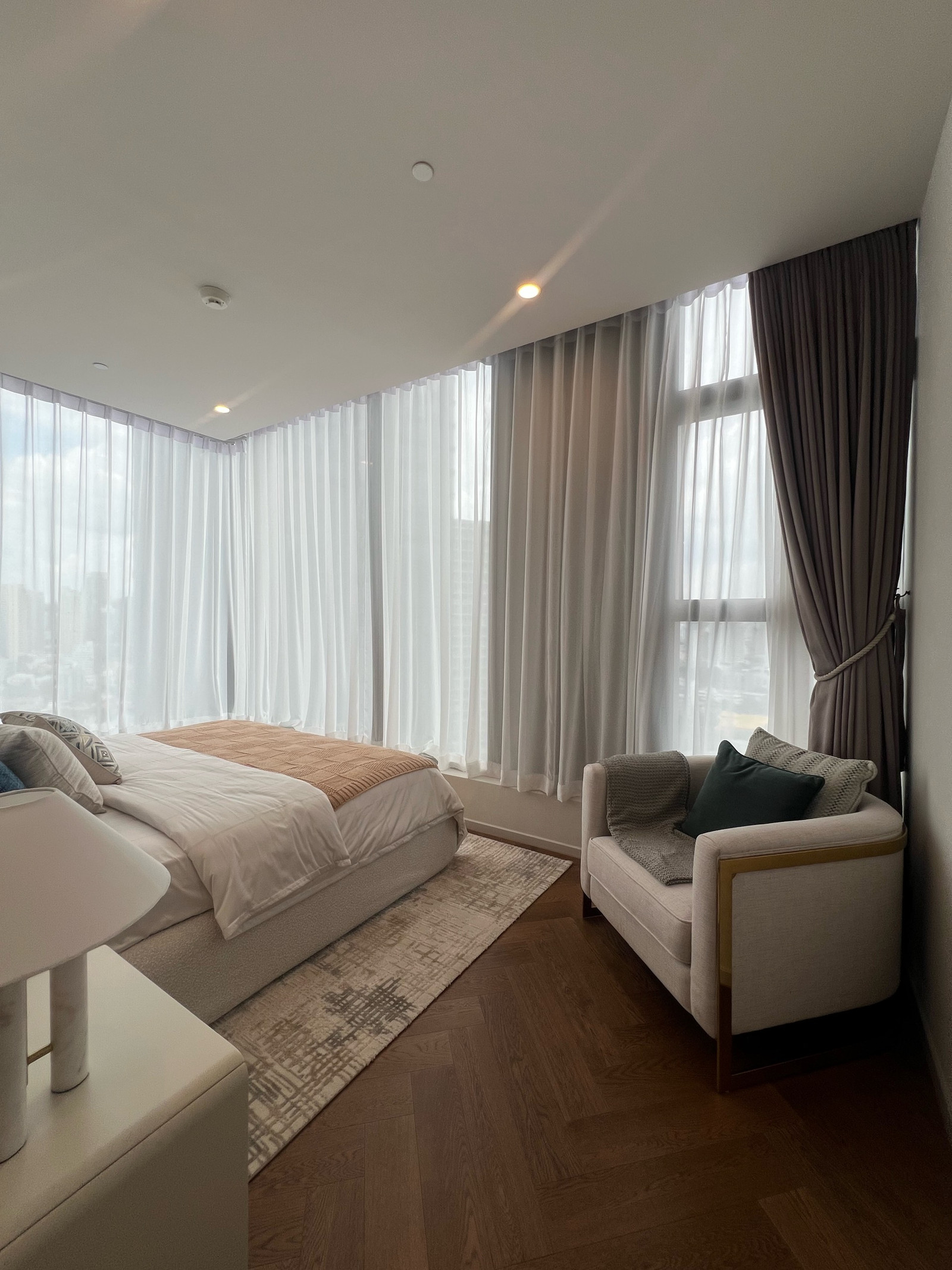 The Residences 38 | 2 ห้องนอน แปลนหน้ากว้าง ขนาด 97.22 ตรม. ชั้นสูง มองวิวเมืองจากห้องได้เลย ติด BTS ทองหล่อ – รูปที่ 4