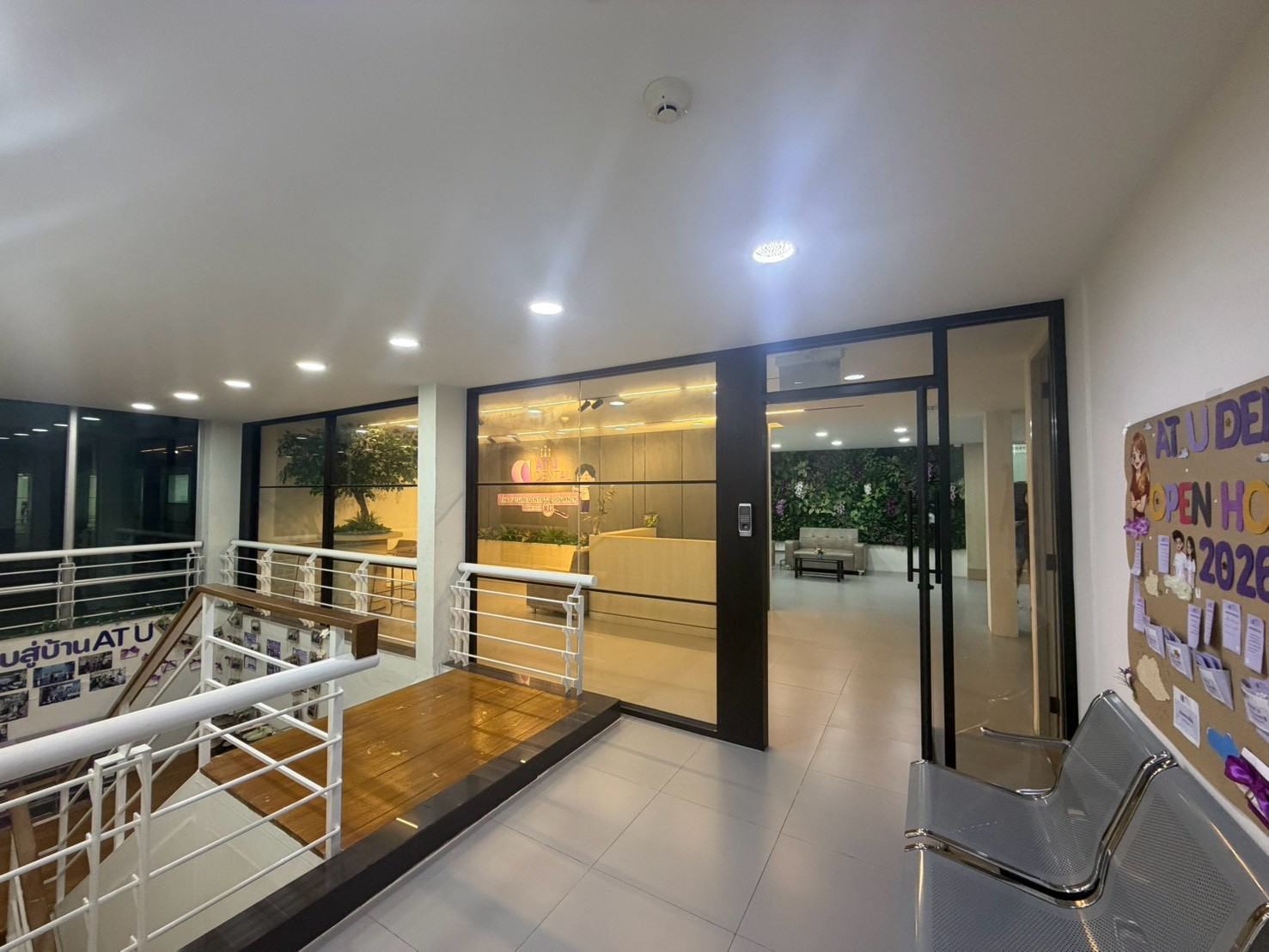 🔥 Quick release! Fully decorated office, modern style, prime location next to BTS Samrong & Imperial World Samrong. Bring your bags and be ready to start work immediately. – รูปที่ 4