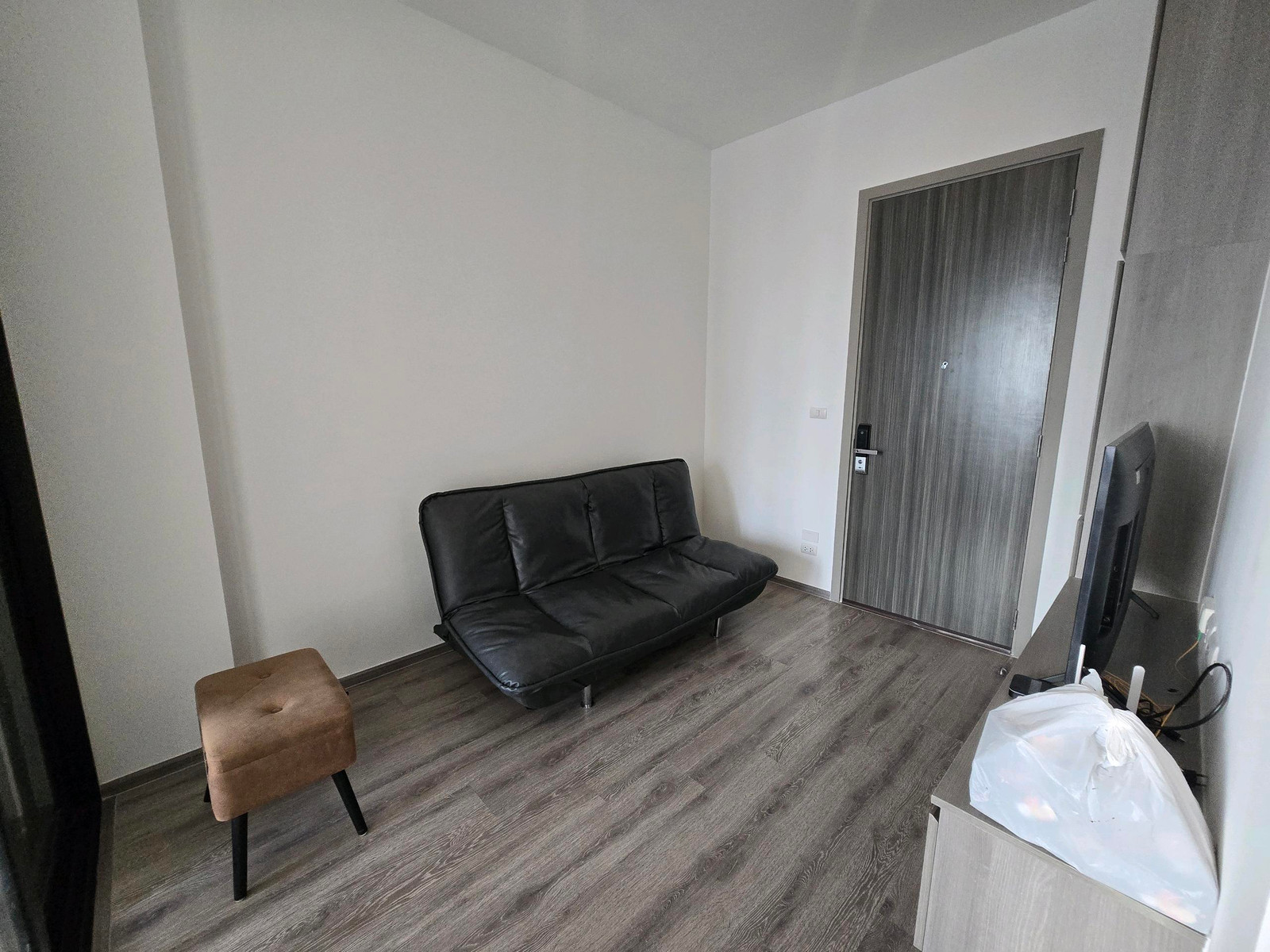 The keys are in our hands and we take care the unit — Available for immediate move-in. – รูปที่ 2