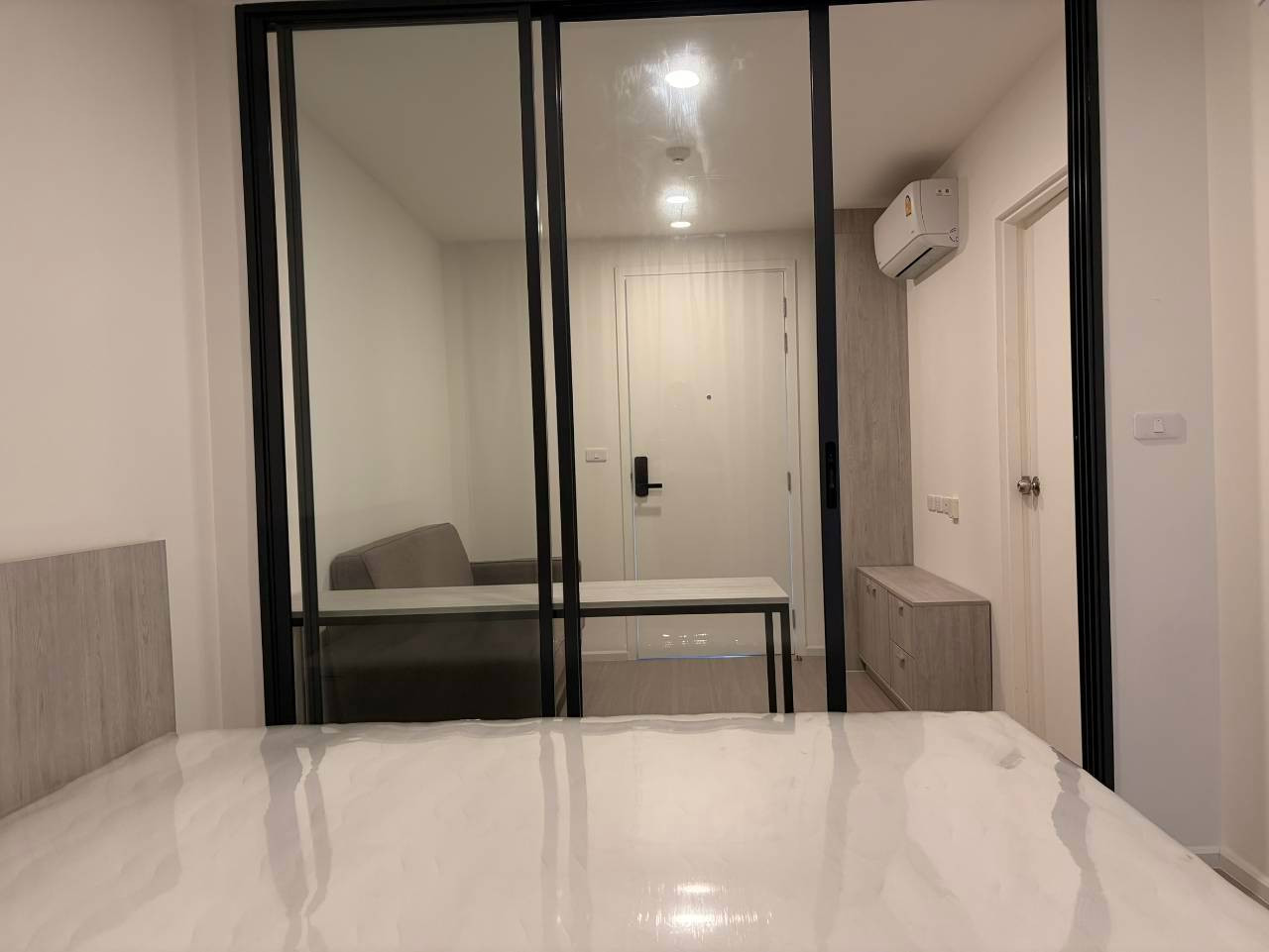 For rent CIELA Charoen Nakhon, new room, fully furnished, complete electrical appliances, price 14,000 baht. For rent CIELA Charoen Nakhon, new room, fully furnished, complete electrical appliances, price 14,000 baht.