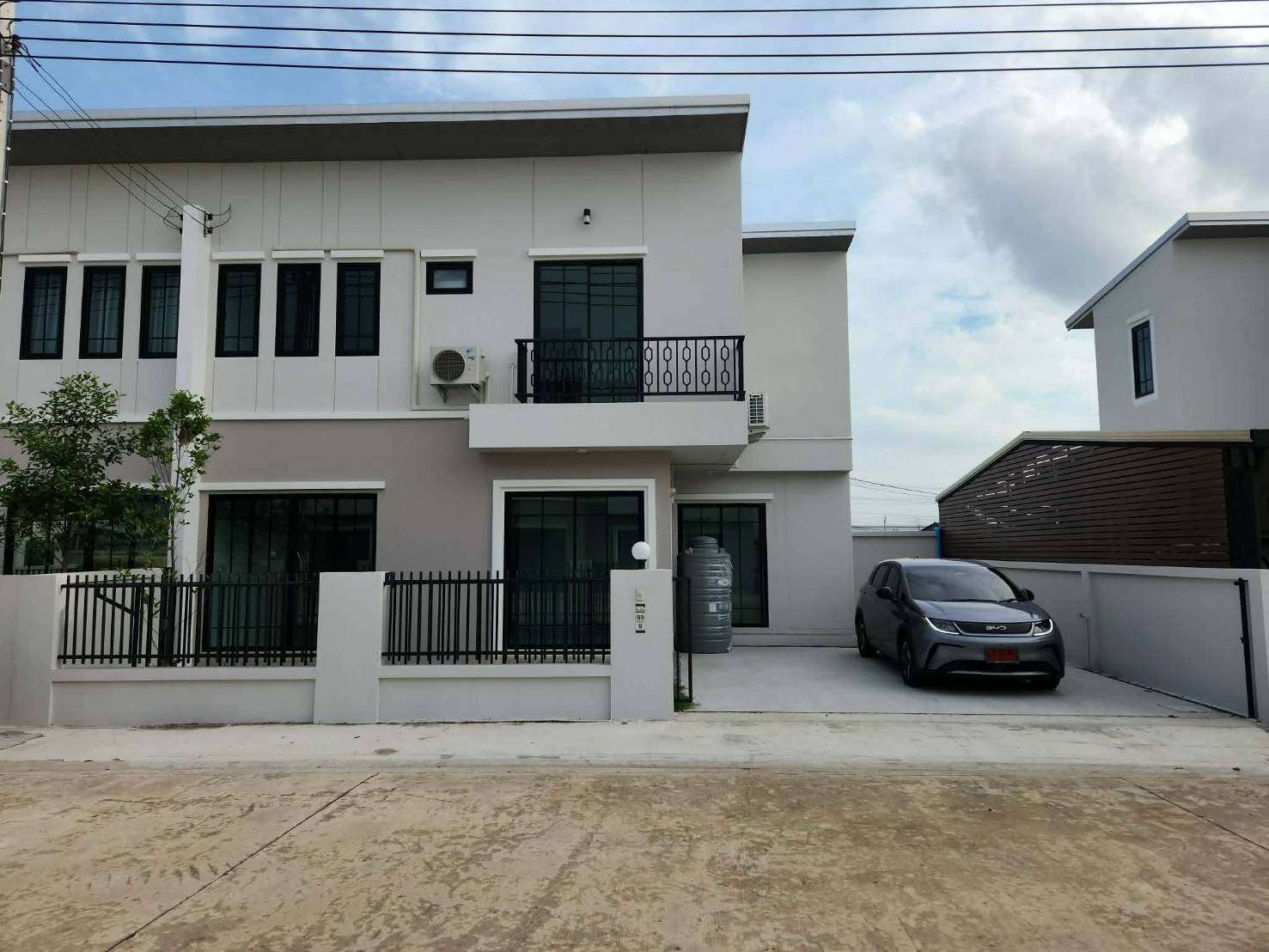 บ้านแฝดให้เช่า พร้อมอยู่ โครงการ Posto บางกรวย – ไทรน้อย จ.นนทบุรี บ้านใหม่ พร้อมอยู่