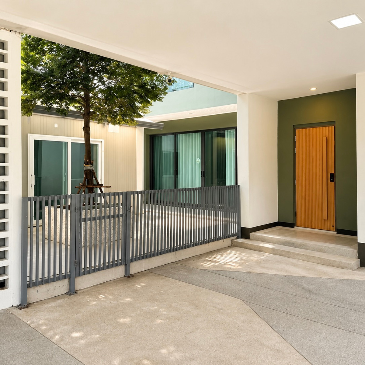 🏡ให้เช่า บ้านเดี่ยว สราญสิริ ศรีวารี บางนา กม. 18 • 🏡บ้านหลังมุม มีโซลาเซลล์ • ล้างแอร์ฟรี ✔️ – รูปที่ 2
