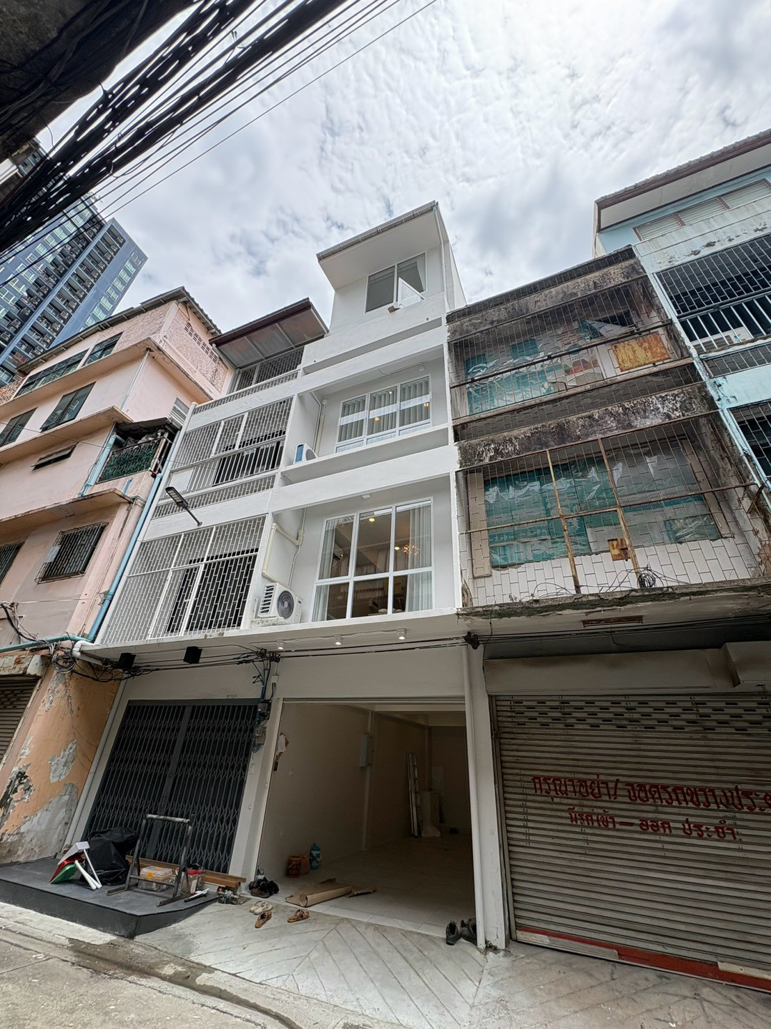 ขาย ตึกแถว 4 ชั้นครึ่ง ทำเล อ่อนนุช  อ่อนนุช ซอย 2/1  – รูปที่ 2