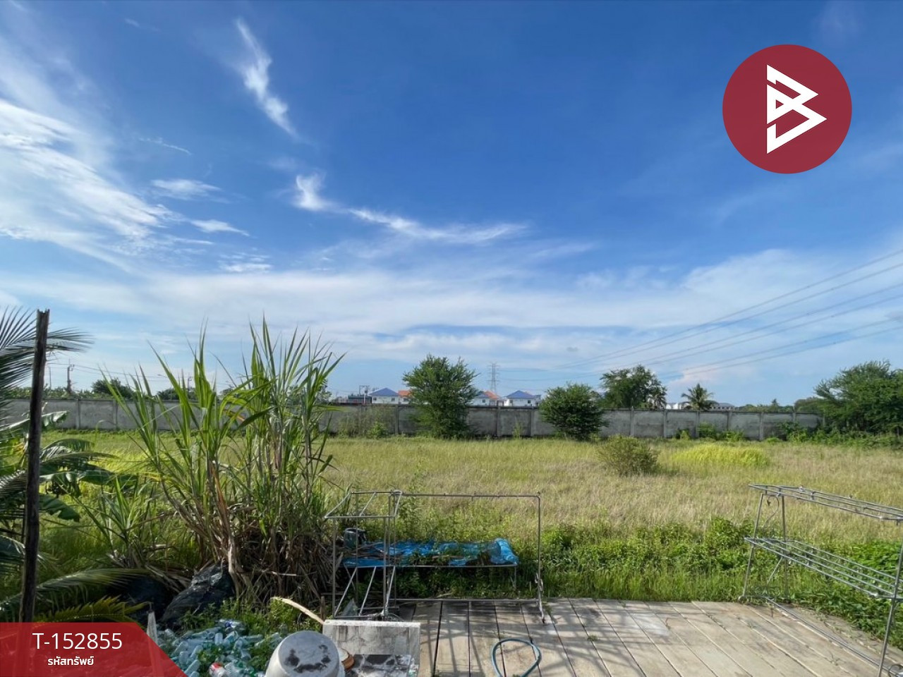 Beautiful plot of land for sale, area 2 rai 1 ngan, Bang Yai District, Nonthaburi, next to the road, good location.