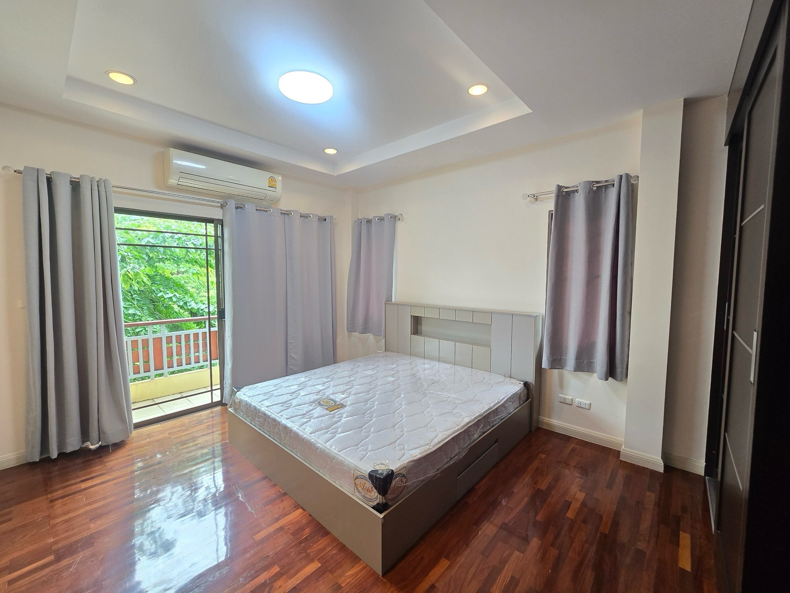 ✨🏡ให้เช่าบ้านเดี่ยว 2 ชั้น หลังมุม  ✨🏡หมู่บ้านเศรษฐสิริ เสรีไทย  📍ทำเลดี เฟอร์นิเจอร์ครบ renovate ใหม่ทั้งหลัง ✨✔️ – รูปที่ 2