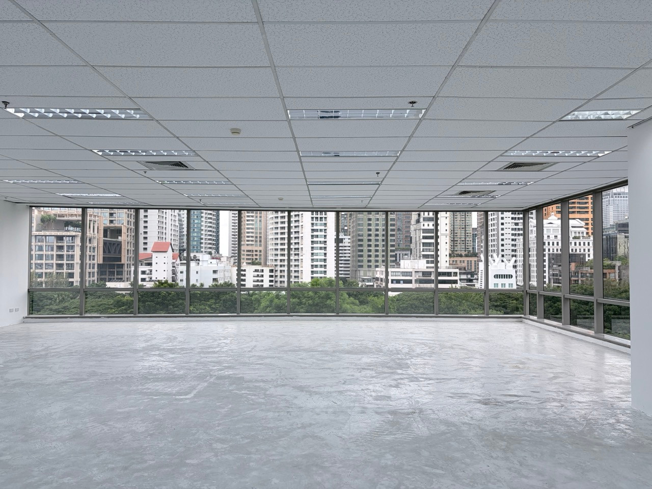 Grade A Office วิวสวย, บรรยากาศเงียบสงบ, 600ม.จาก BTS เพลินจิต Grade A Office วิวสวย, บรรยากาศเงียบสงบ, 600ม.จาก BTS เพลินจิต