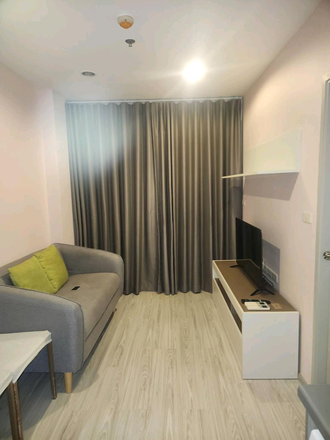 For Rent Ideo​ Mobi​ Bangsue Grand​ Interchange​ From MRT Taopoon 300 M.