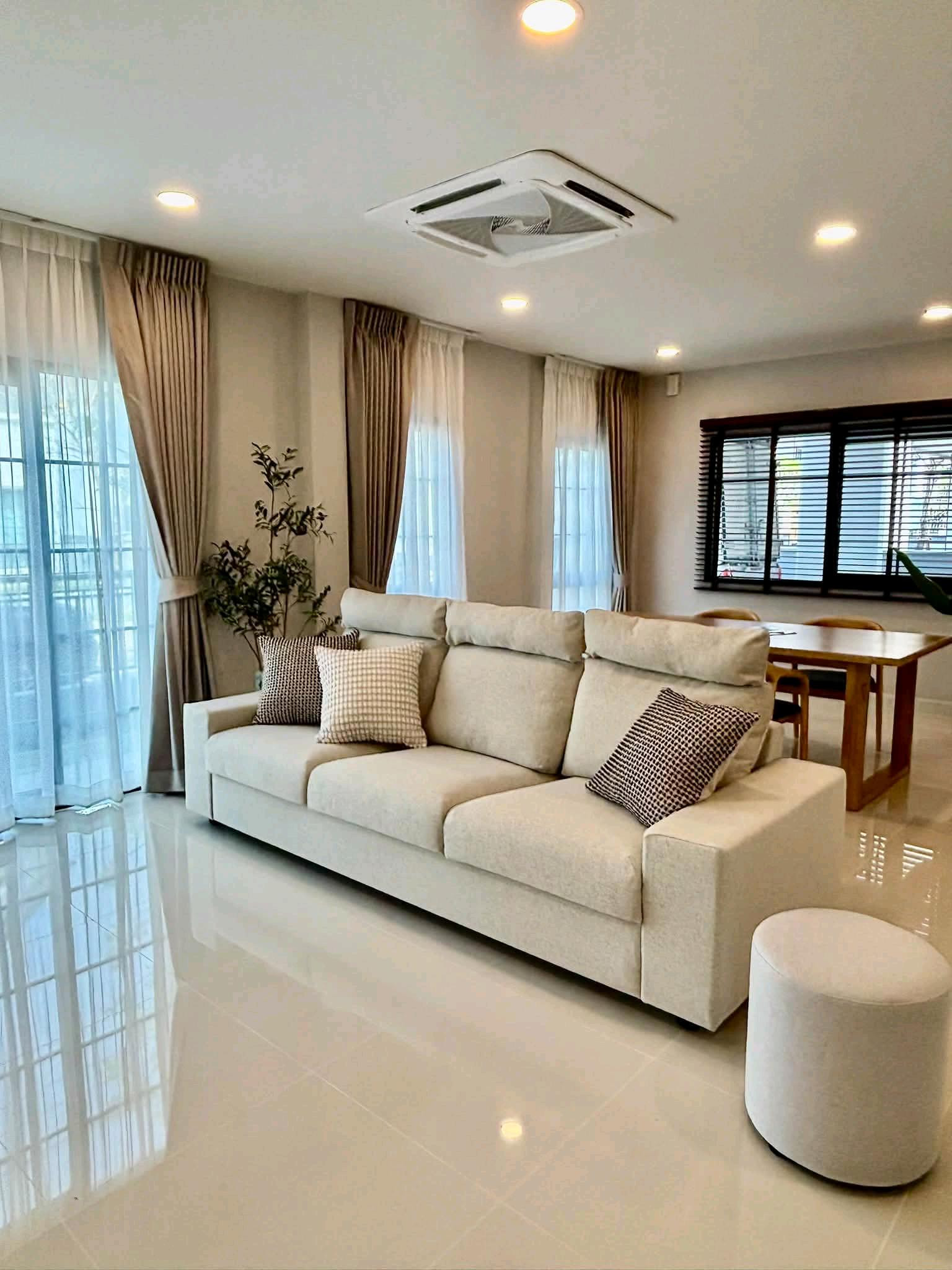 ✅ FOR RENT ✅ Centro Bangna 🔥 HOT DEAL
