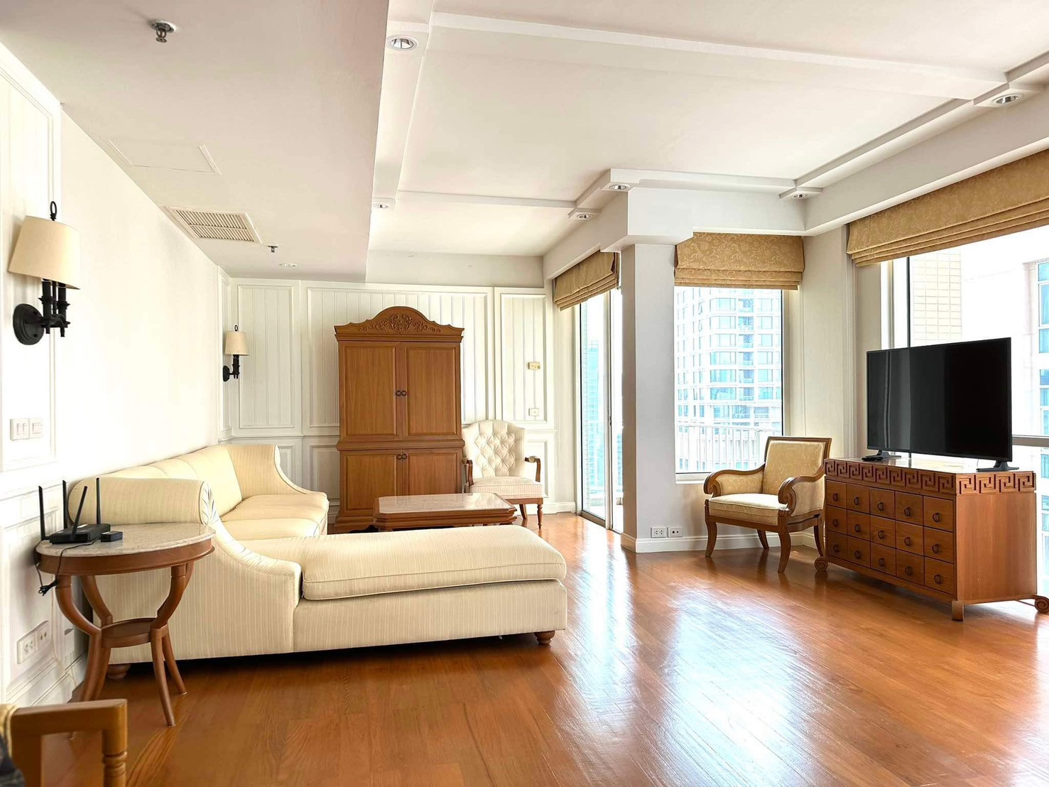 Best price for sale in Langsuan Ville Best price for sale in Langsuan Ville