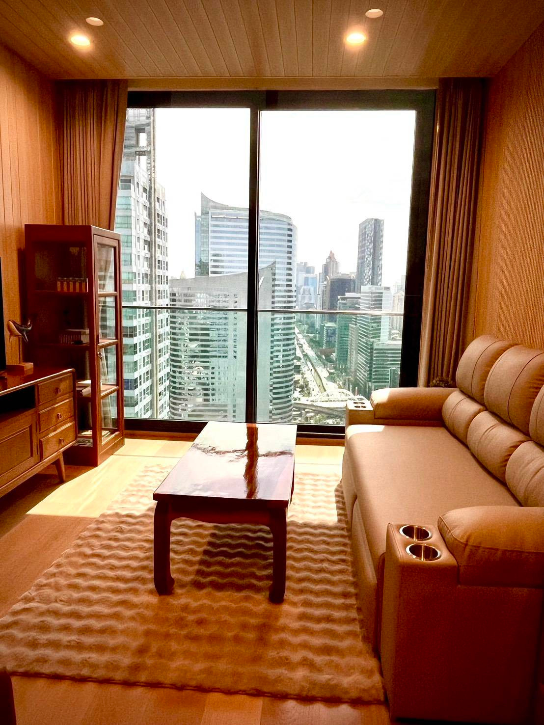 (For rent) Anil sathorn 12 ขนาด 45 ตร.ม. price 48,000 bath More info 065-464-9497