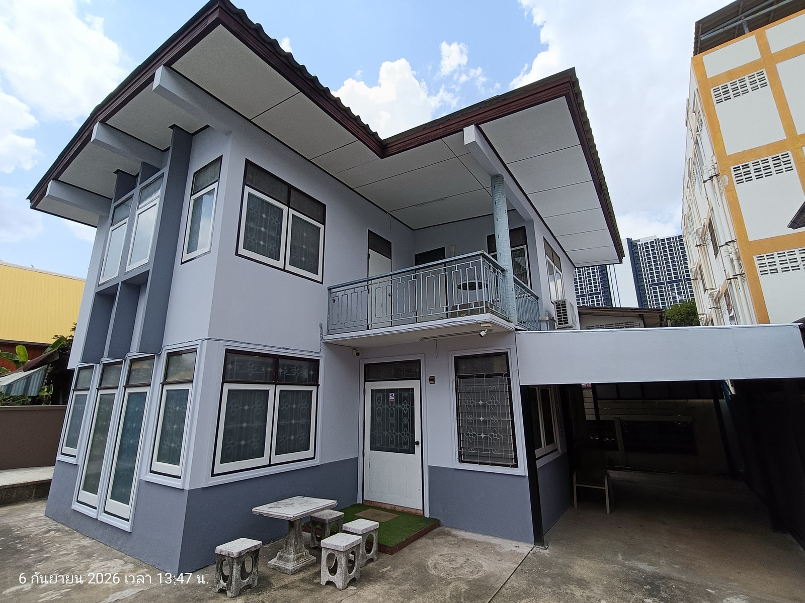 ✨🏡ให้เช่าบ้าน 2 ชั้น New Renovate ( บางโพ ) 🛏️4 ห้องนอน 3 ห้องน้ำ🚿 ห้องแม่บ้าน Renovate ใหม่✨ 🚗โรงจอดรถใหม่ จอดรถได้ 2 คัน