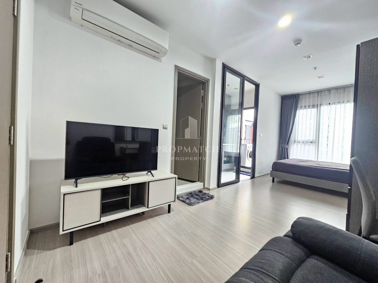 ✨Flash Deal ✨Life Asoke Hype (1Bed 1Bath 26SQM.) ready to move in! Only 3,890,000 baht Tel.0981315848 @propmatch