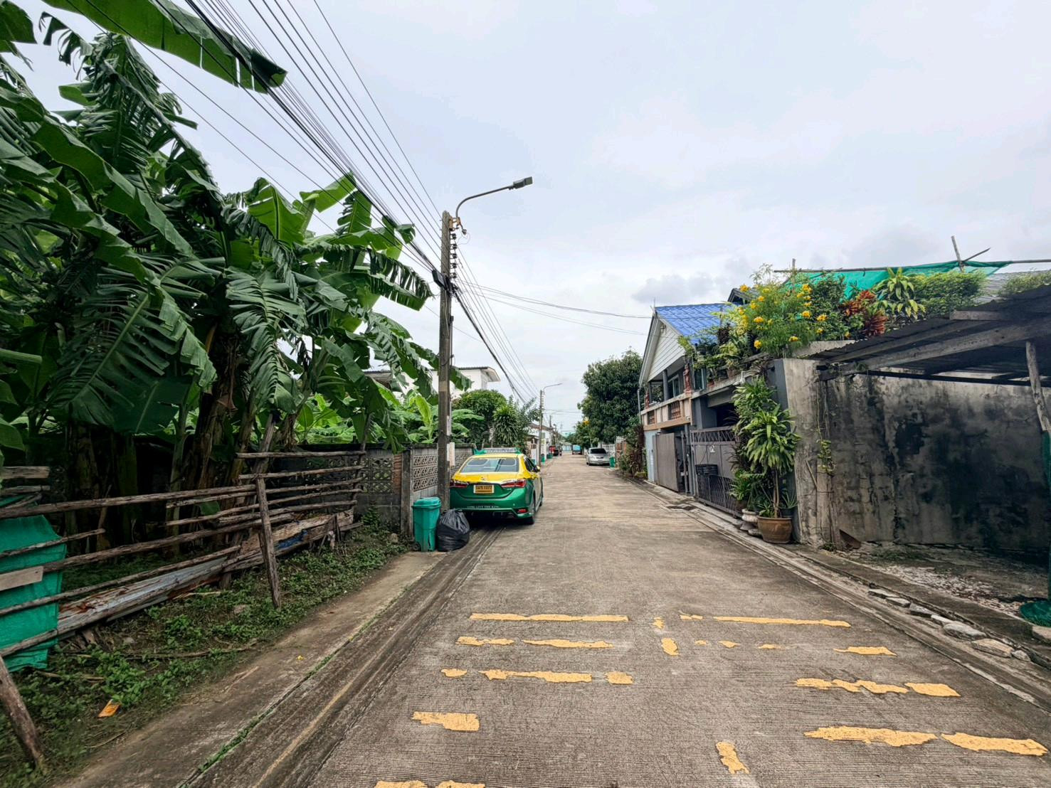 ที่ดินย่านลาดพร้าว เพียง58,000/ ตร.ว. ไม่ต้องซื้อบ้านราคาแพงๆ สร้างเองคุ้มๆ – รูปที่ 3