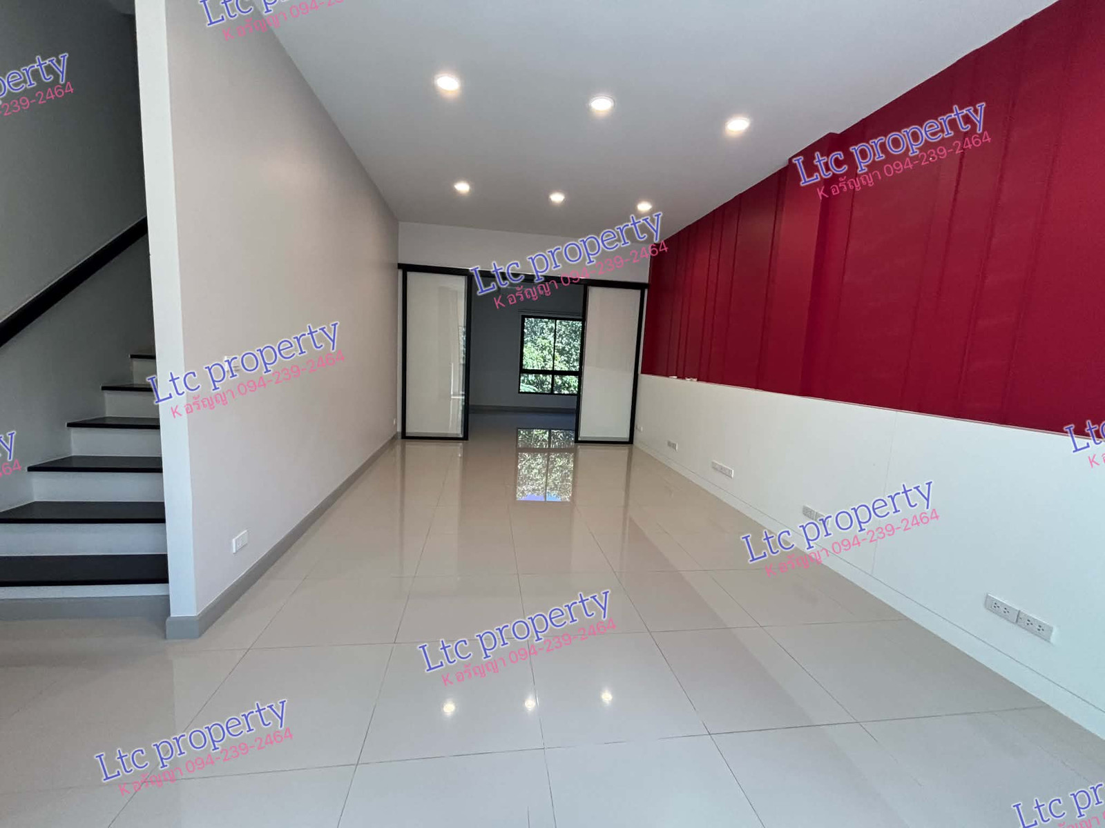 3-story townhome for rent, Premium Place project. Kaset-Nawamin (Soi Mayalap) air conditioning in every room. No furniture, 3 work rooms, 2 halls, 4 bathrooms, monthly rental price 50,000 baht/month. – รูปที่ 3
