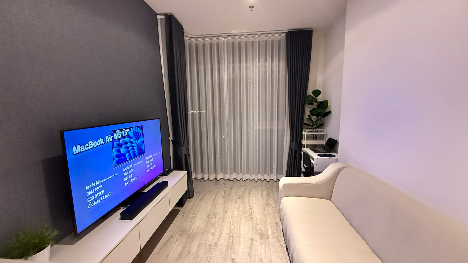 Condo for rent: Lifestyle Location + Privacy + Fully Furnished, ready to move in, good location, just bring your bags and move in, near BTS Ekkamai.