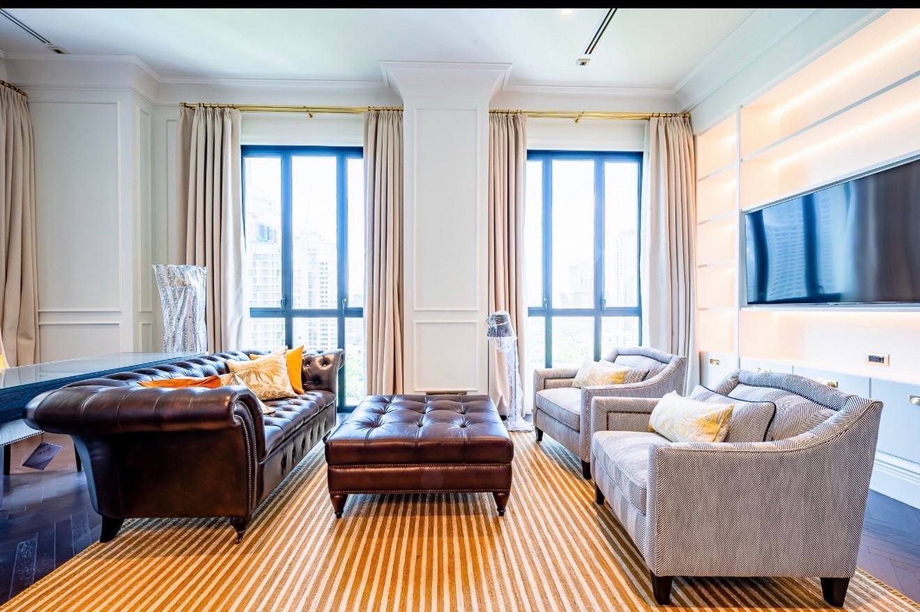 Luxury condo 2 Bedroom Residence on Wireless Road in Central Bangkok