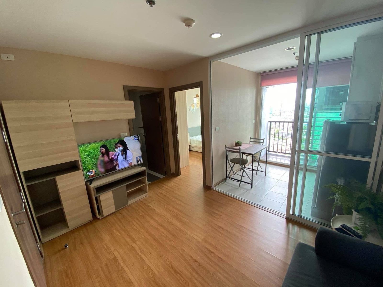 THE BASE Sukhumvit 77 1Bed1 Bath High floor 30.34sqm Call: 0635925888