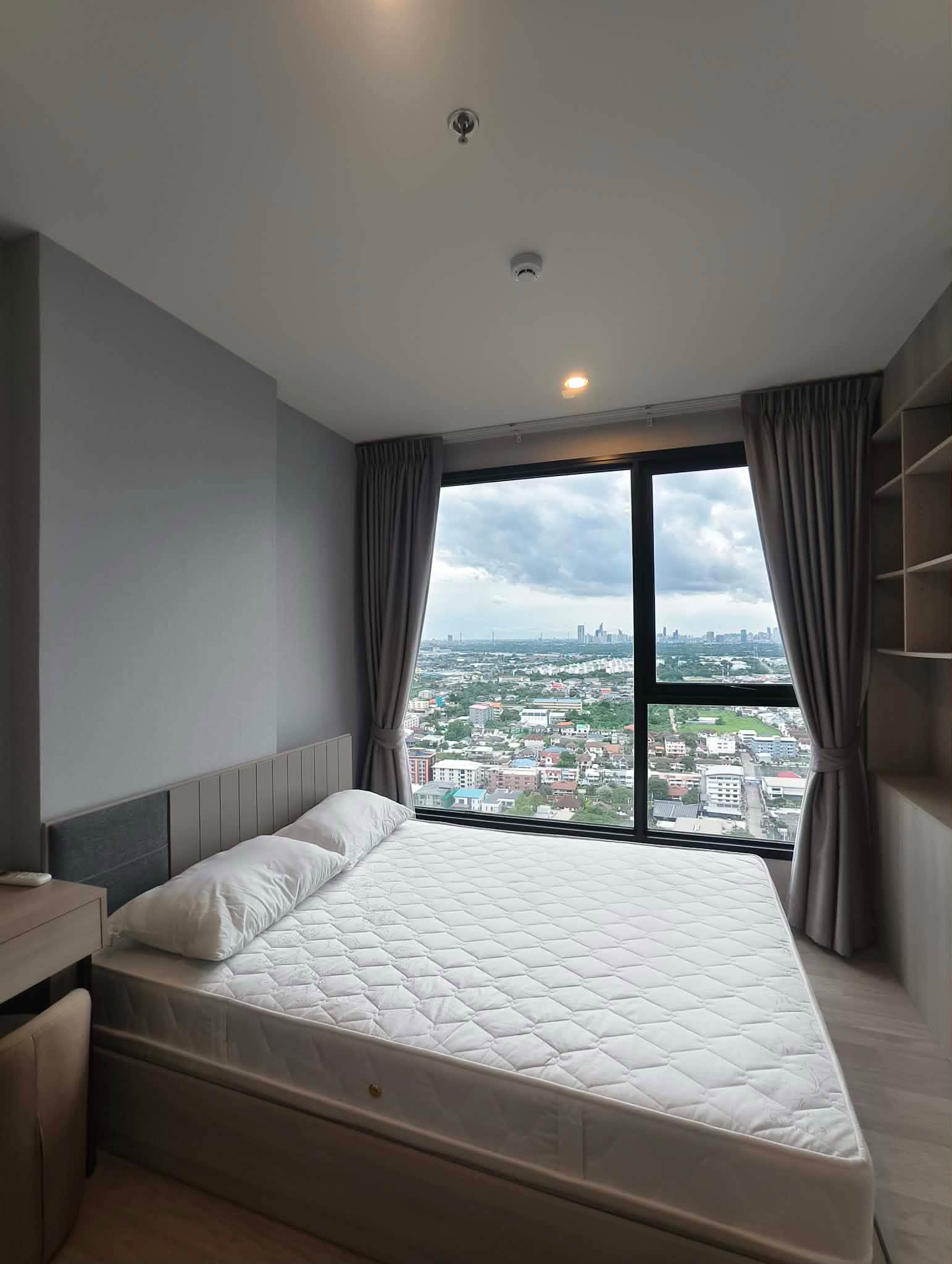 ให้เช่าคอนโด IDEO Mobi Sukhumvit Eastpoint ห้องมุม วิวโล่ง ใกล้รถไฟฟ้า ให้เช่าคอนโด IDEO Mobi Sukhumvit Eastpoint ห้องมุม วิวโล่ง ใกล้รถไฟฟ้า